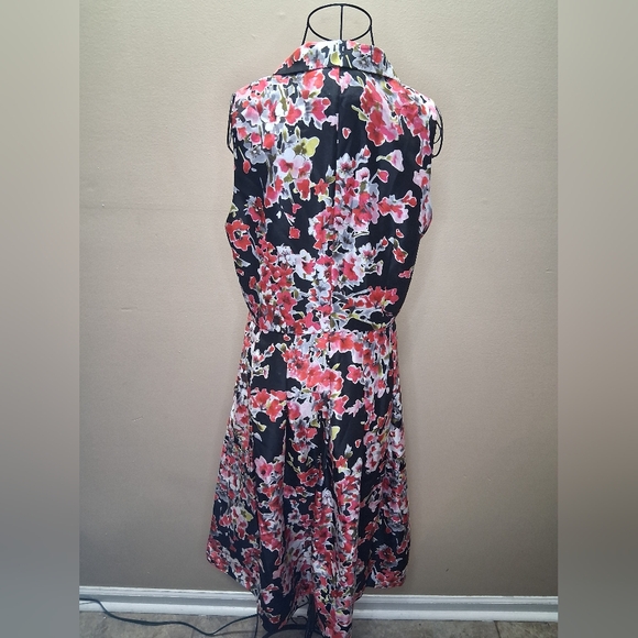 NWOT    SZ-14 Floral Sleeveless Dress - Picture 13 of 14